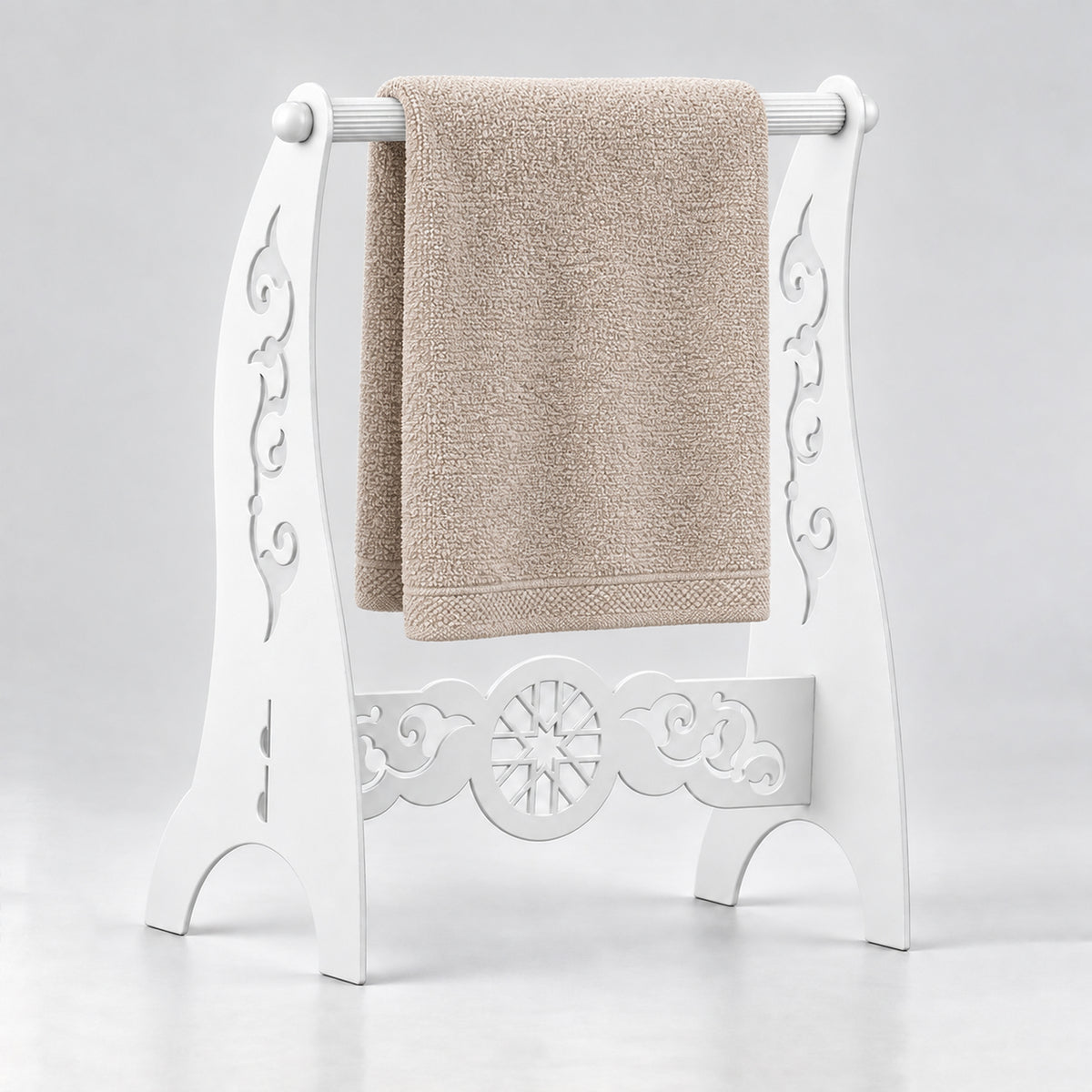 Metal Hand Towel Holder, Freestanding Bathroom Stand, 4 Colors Available